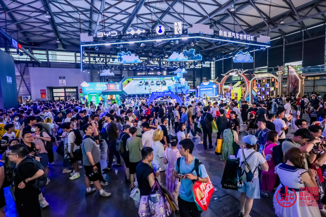 43.89万人次再创新高!第23届ChinaJoy圆满落幕:感谢有你,共赴这场“与AI同游”的盛夏之约 https://cms3.chinajoy.net/157/upload/resources/image/103559.png?token=Bearer eyJhbGciOiJIUzUxMiJ9.eyJpc3MiOiJlY2hpc2FuIiwic3ViIjoie1wiY2xpZW50XCI6XCJXRUJcIixcInR5cGVcIjpcIlVTRVJcIixcIm5hbWVcIjpcInVzZXIyX2FwaVwiLFwic2lnbmF0dXJlXCI6bnVsbCxcImV4cGlyZXNfaW5cIjoxODAwMDAwMH0iLCJpYXQiOjE3ODU4MzQ1ODEsImV4cCI6MTc4NTg1MjU4MX0.HoThmgOAUMt0EpWerAm8NYzl6DOy1GtDxDIOGVxXjea3HVMpGDIiP16BBotix2abTm3MiXT5hcOKdUHNC1Lp7g